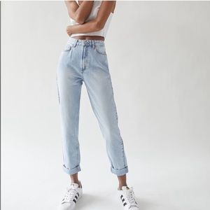 BDG Urban Outfitters High Rise Mom Jean